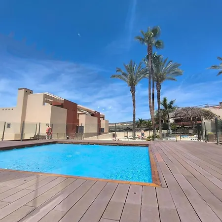 Playa Paraiso Ocean View * 阿德耶
